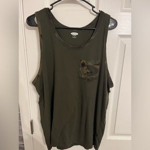 Mens Old Navy Camo Tank Top- L
